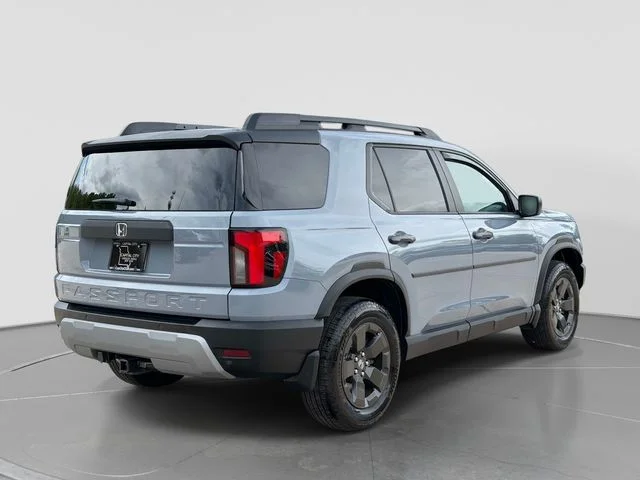 Used 2026  Honda RTL image 4