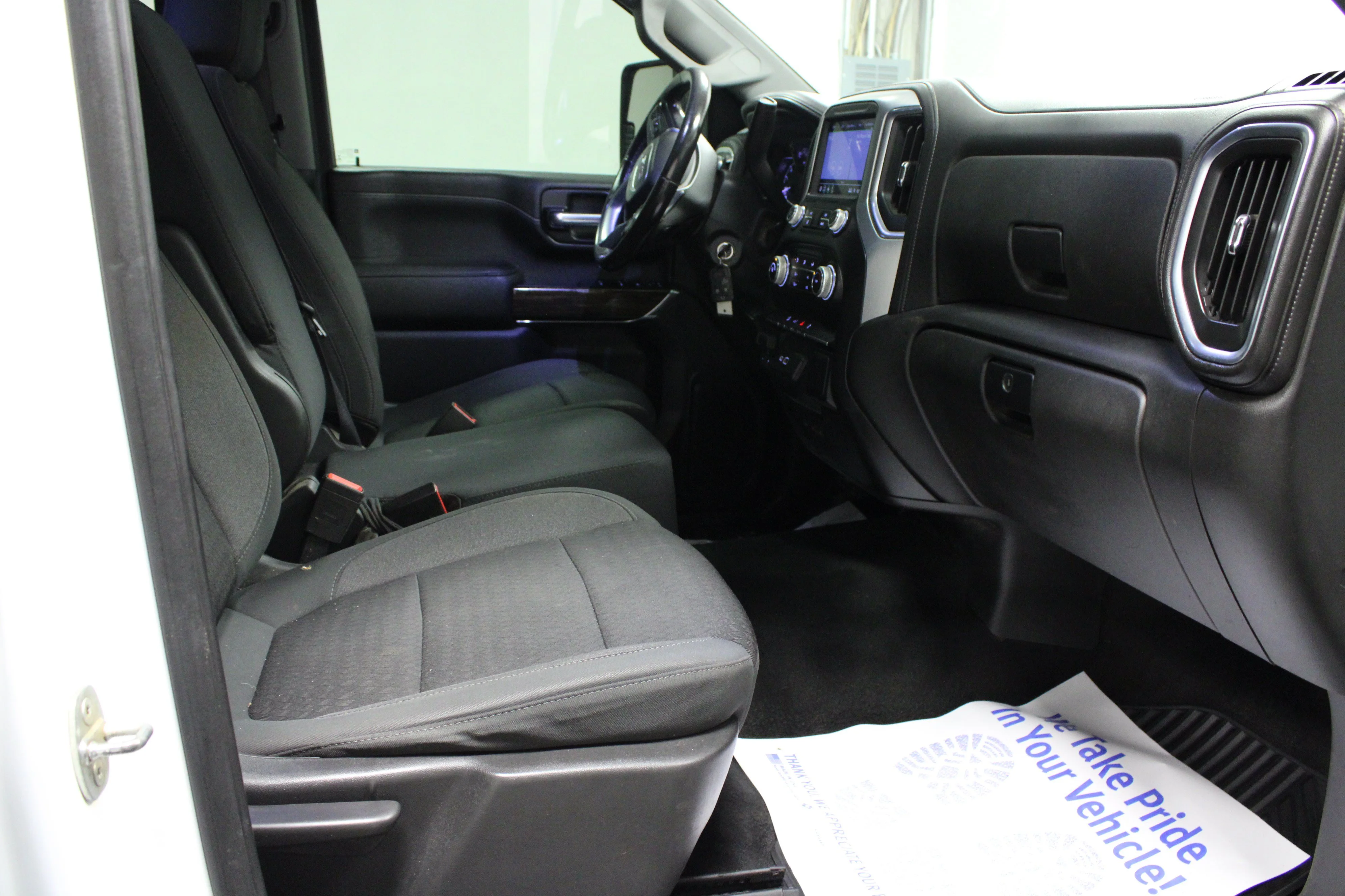 Used 2021 Summit White GMC SLE image 11