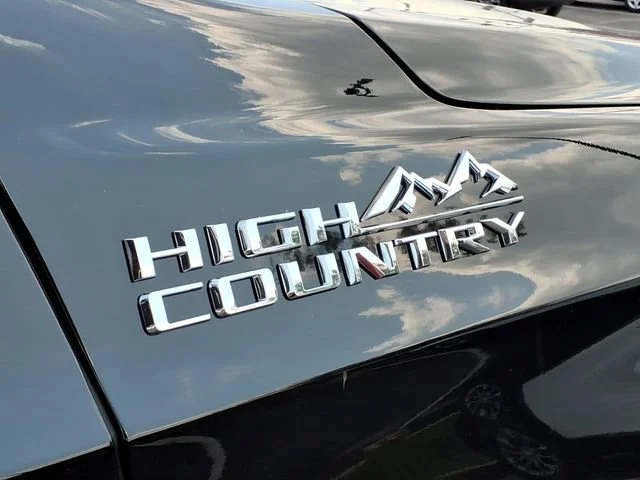 New 2026 Black Chevrolet High Country image 25