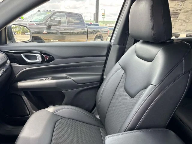 New 2026 Silver Jeep Latitude image 17