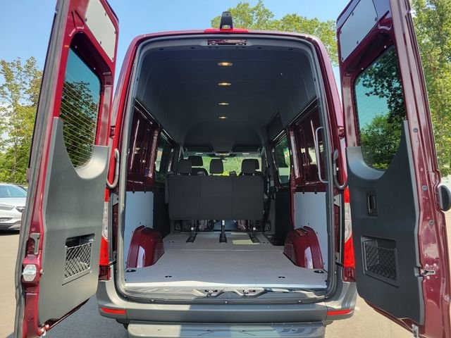 2025 Mercedes-Benz Sprinter Crew Van Base - Photo 10