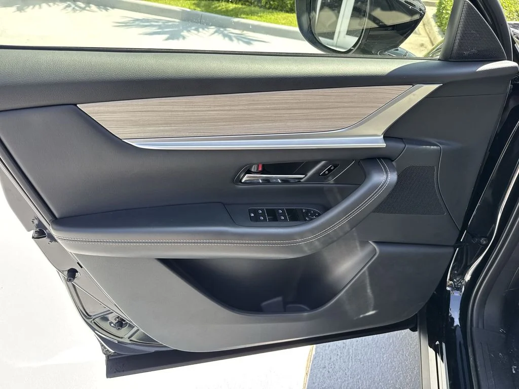 New 2026 Jet Black Mazda 3.3 Turbo Preferred AWD image 39
