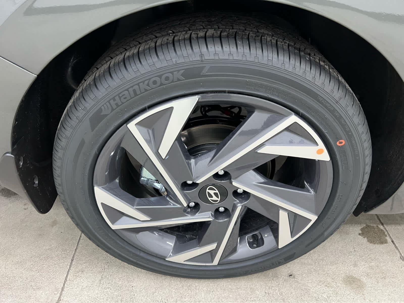 New 2026 Amazon Gray Hyundai Limited image 9