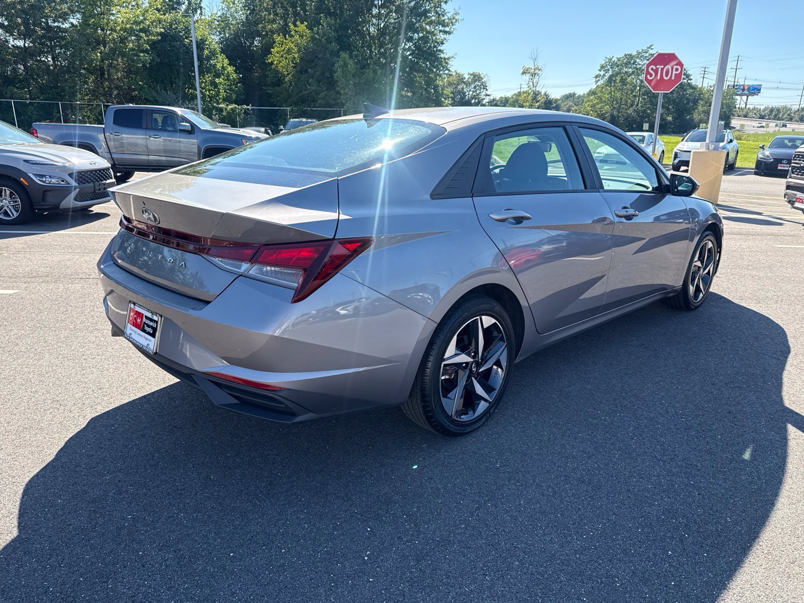 Used 2023 Silver Hyundai SEL image 5