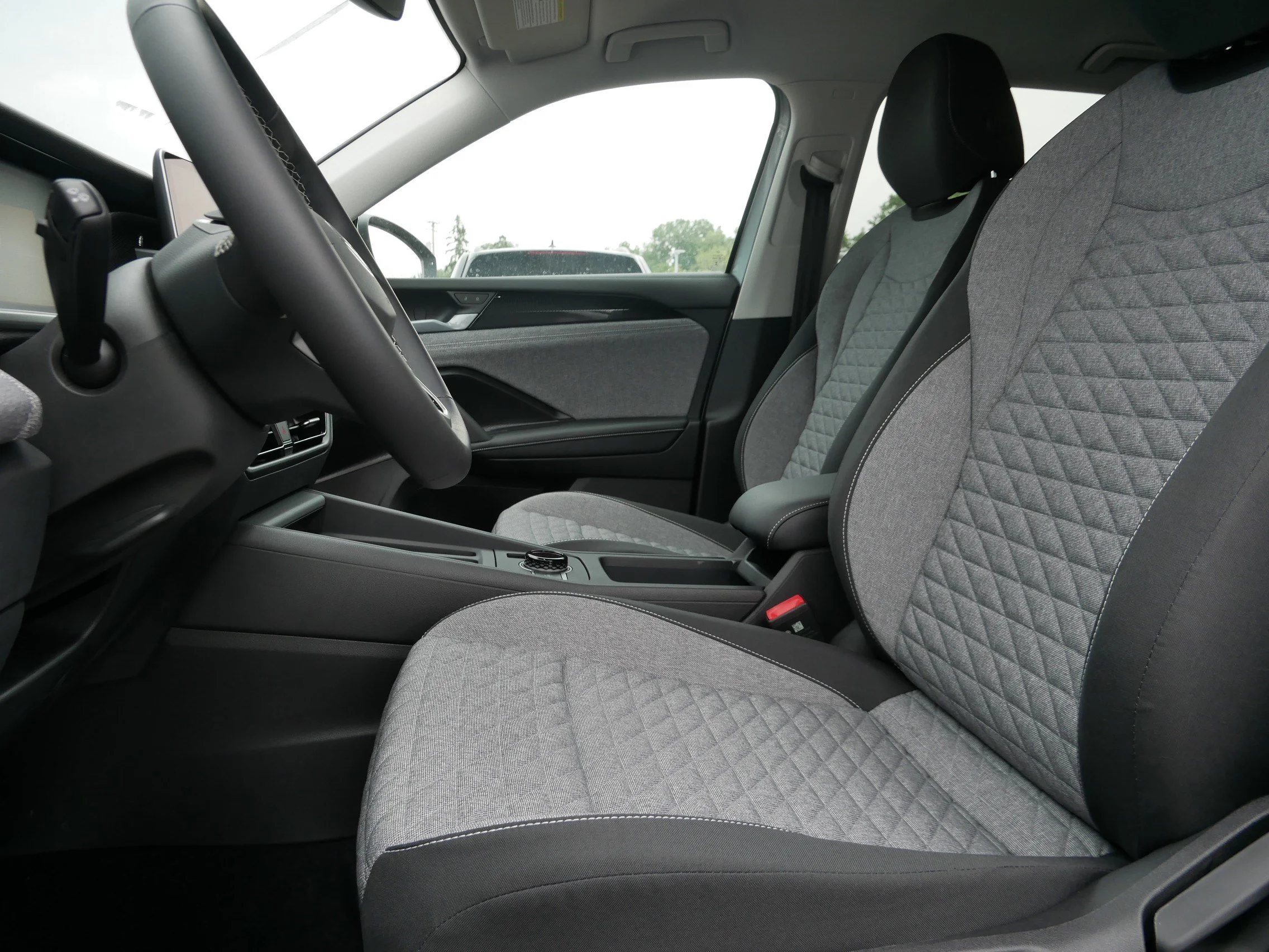 New 2026 Pyrite Silver Metallic Volkswagen S image 4
