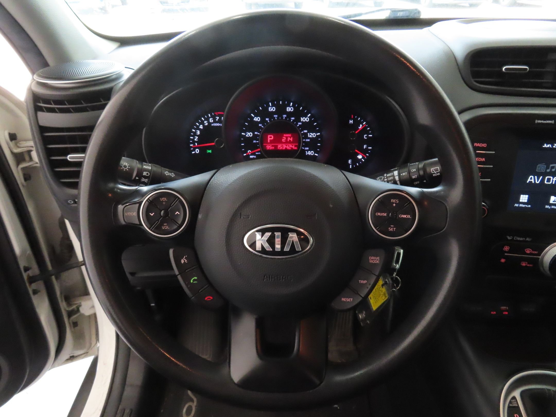 Used 2018 White Kia Plus image 15