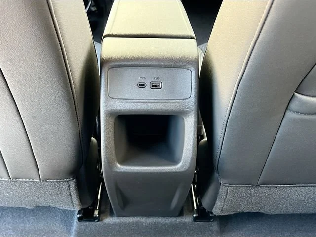 Used 2026 Summit White Buick Preferred image 18