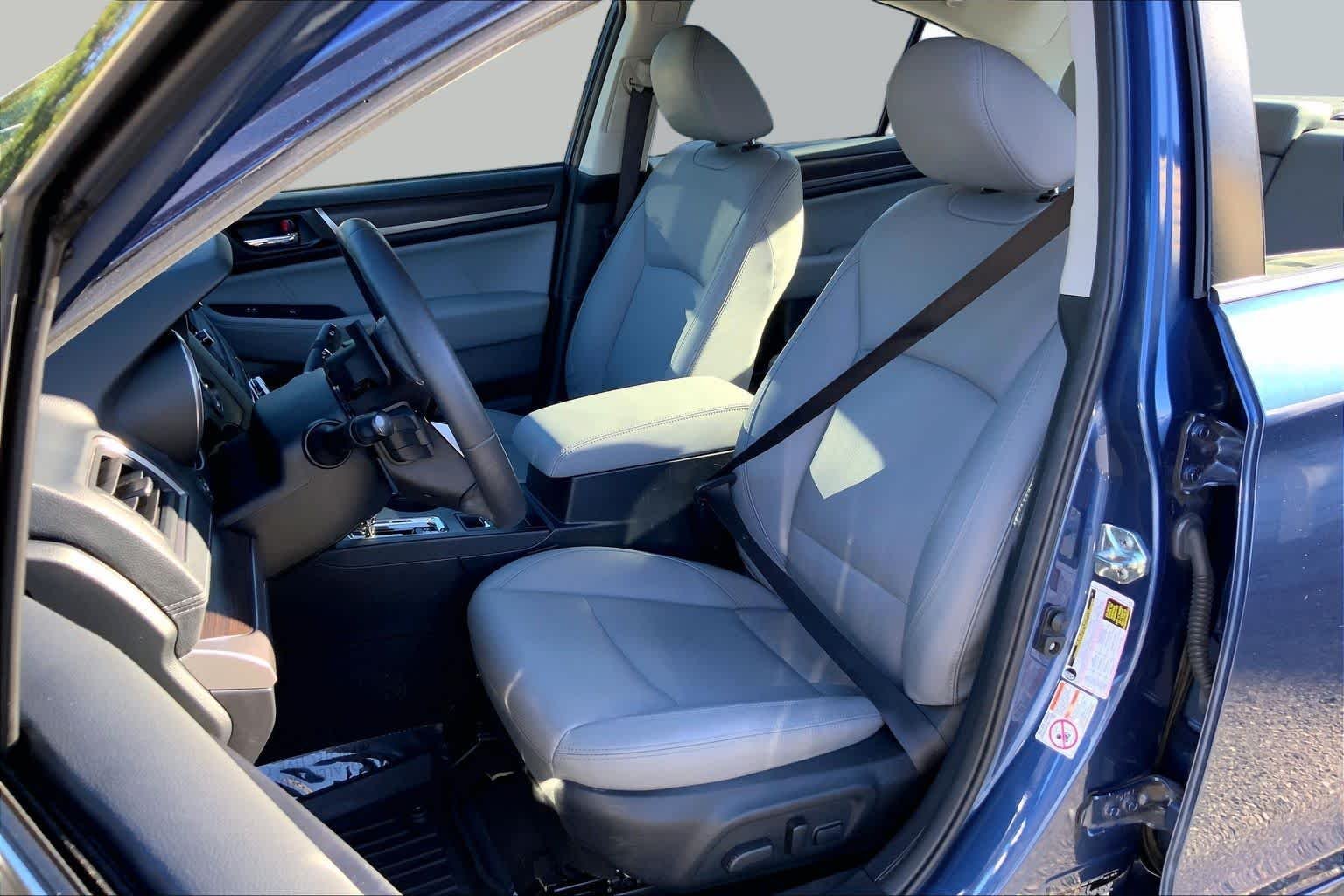 Used 2019 Abyss Blue Pearl Subaru Limited image 7