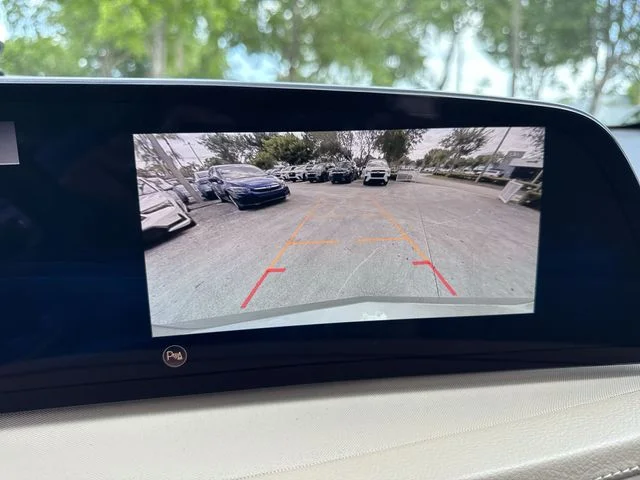 2024 Cadillac XT4 Luxury - Photo 17