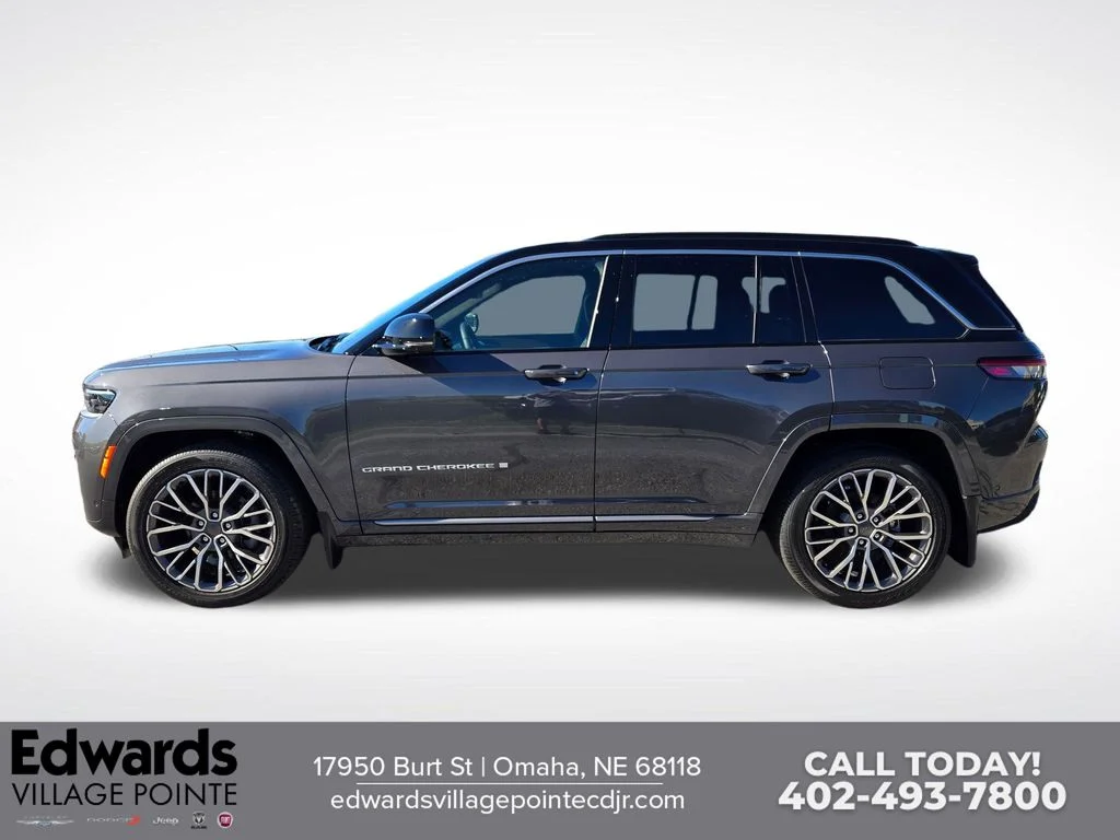 New 2026 Baltic Gray Metallic Clear-Coat Exterior Paint Jeep Summit image 6