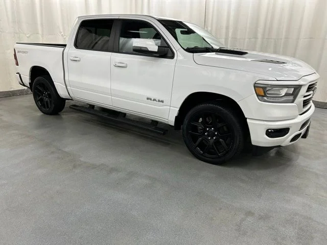 2023 RAM 1500 Laramie 4x4 Crew Cab 5'7's photo