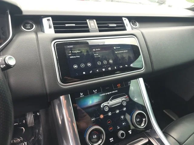 Used 2020 Indus Silver Land Rover HSE image 11