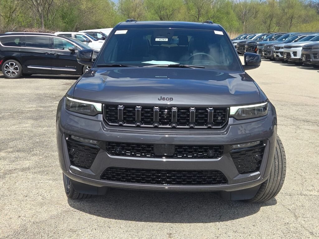 New 2026 Baltic Gray Metallic Clear-Coat Exterior Paint Jeep Summit image 6