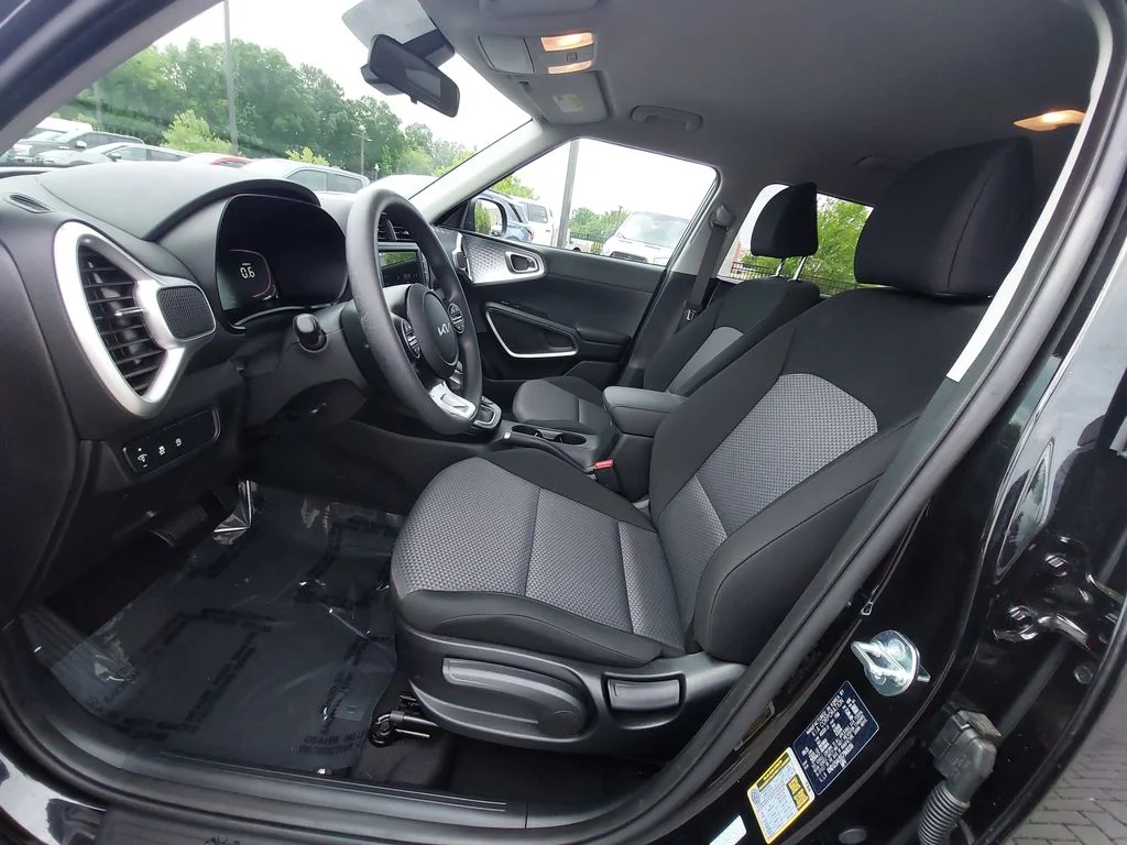 Used 2025 Black Kia LX image 14
