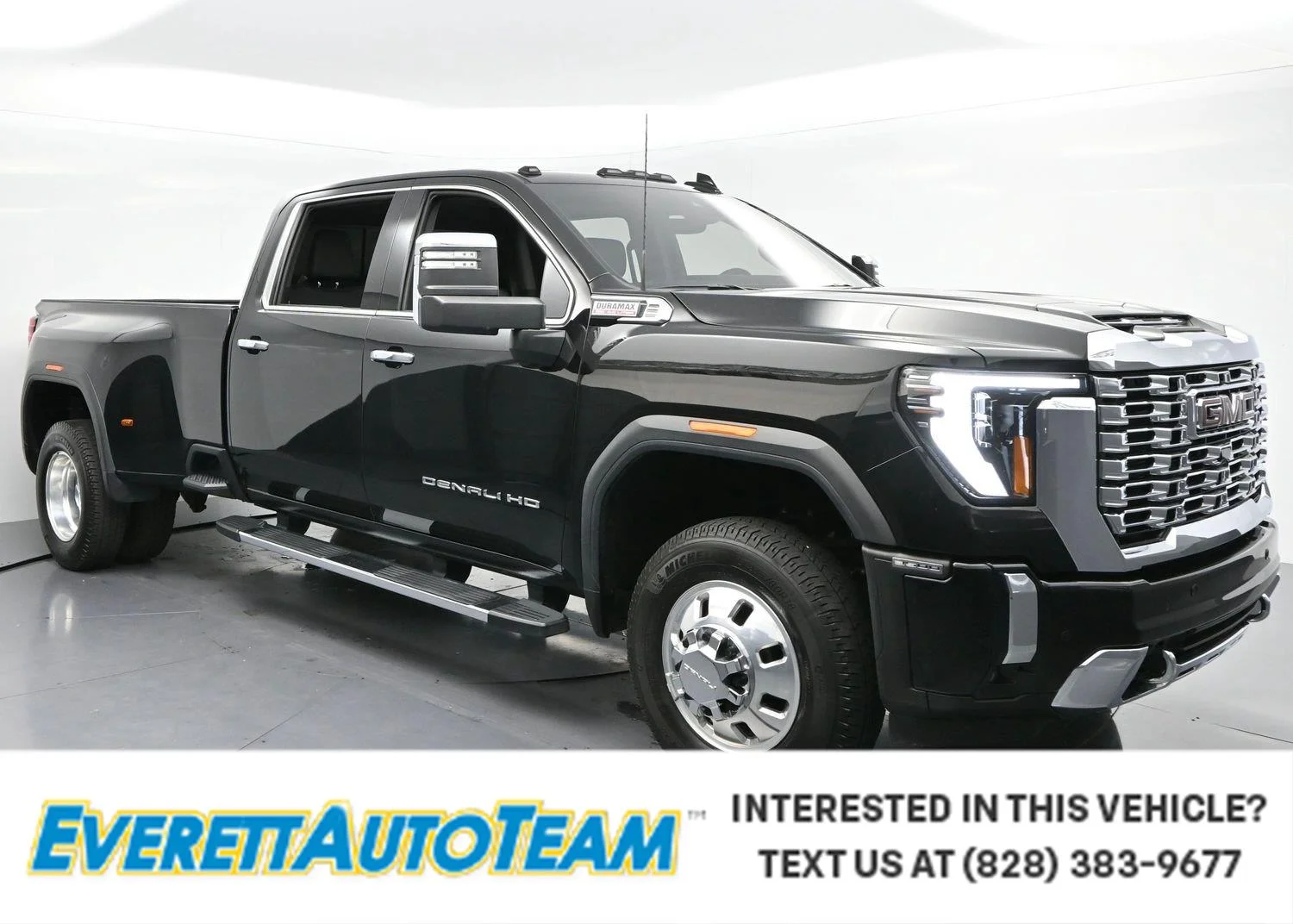 Used 2024 Onyx Black GMC Denali image 1
