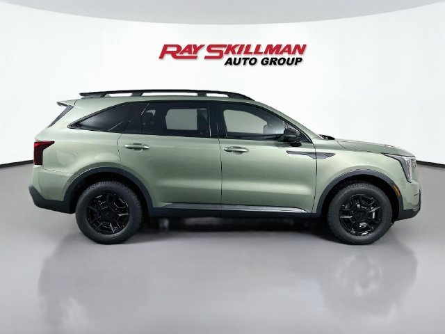 Used 2026 Green Kia X-Pro SX Prestige image 8