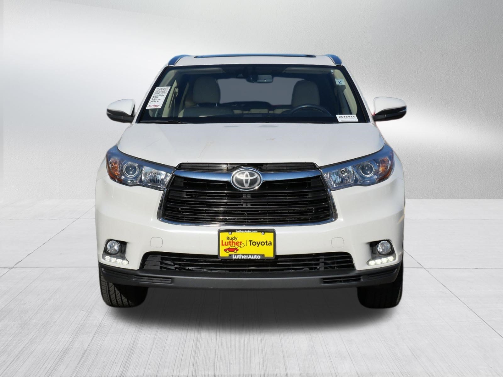 Used 2015 Toyota Highlander Limited Platinum with VIN 5TDDKRFH2FS121986 for sale in Golden Valley, Minnesota