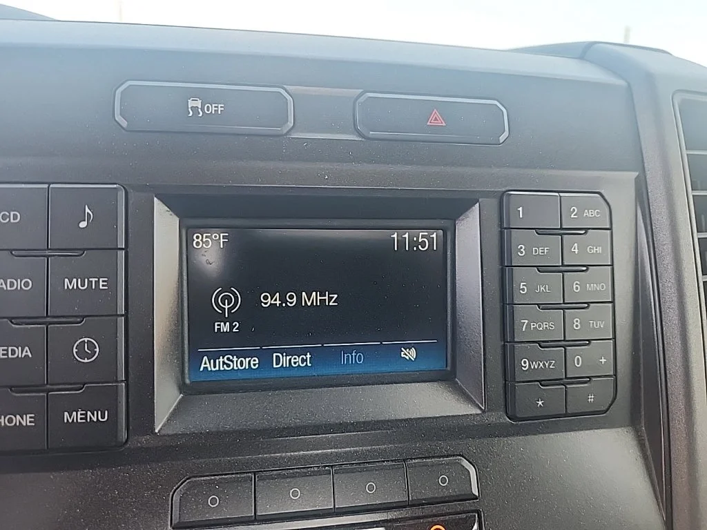 Used 2018 White Ford XL image 21