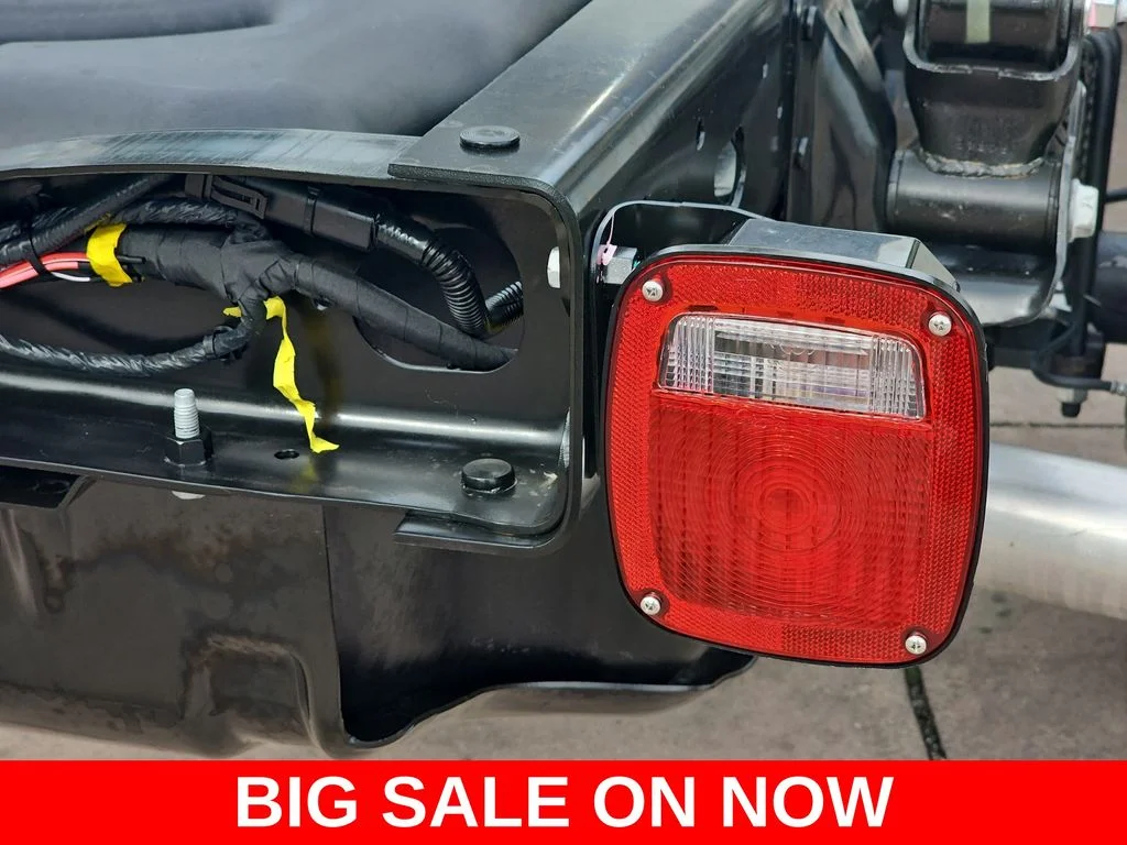 New 2026 Bright White Clearcoat RAM Tradesman image 41