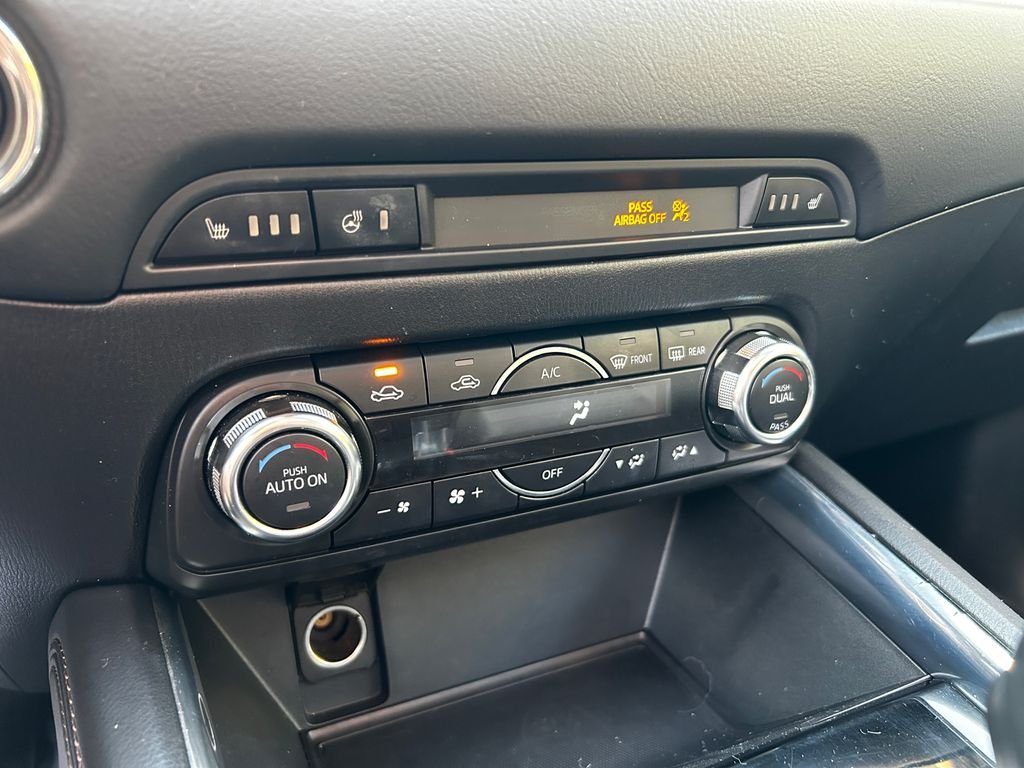 Used 2017 Machine Gray Mazda Grand Touring image 15