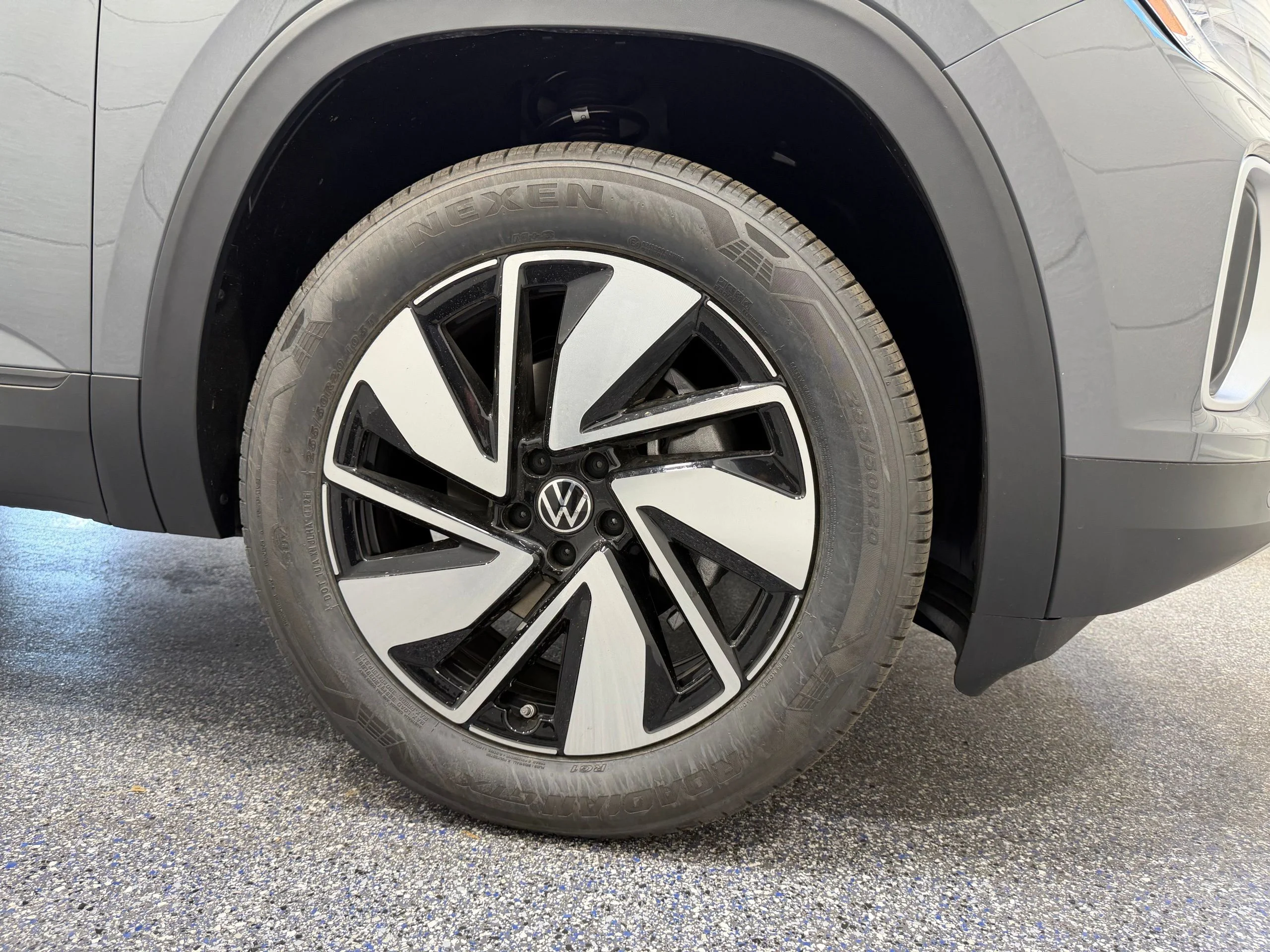 2026 Volkswagen Atlas SE w/Tech - Photo 14