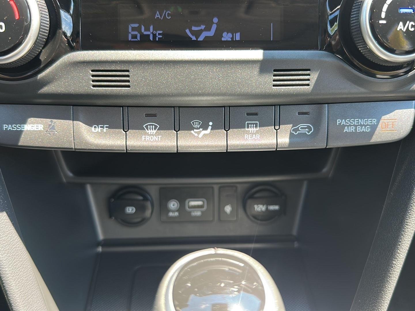 Used 2020 Ultra Black Hyundai Limited image 30