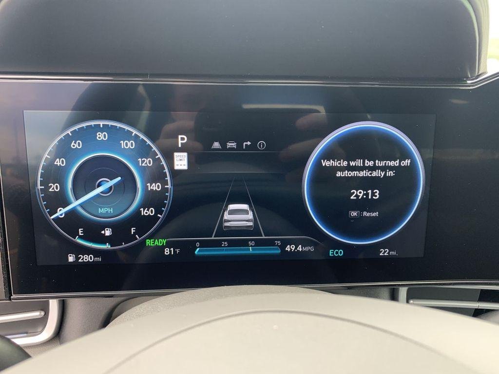 2025 Hyundai Elantra Blue - Photo 16