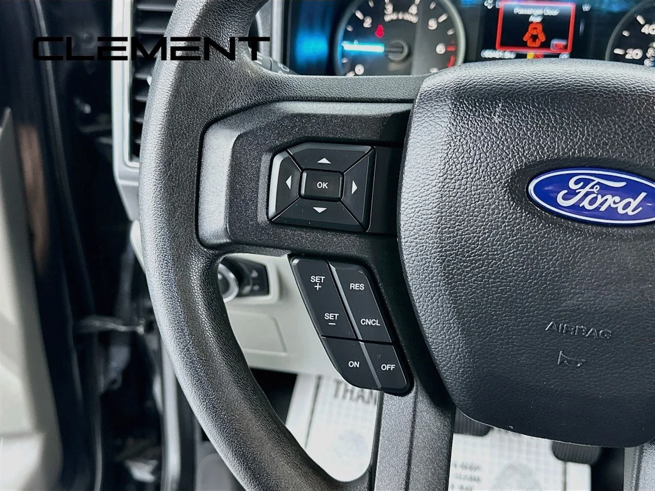 Used 2020 Black Ford XLT image 16
