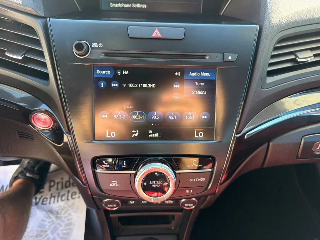 Used 2020  Acura Premium and A-SPEC Packages image 35