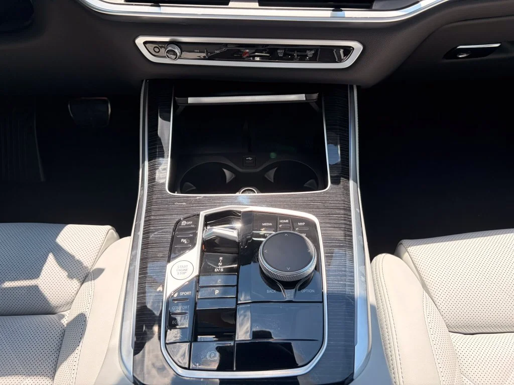 Used 2026 Gray BMW sDrive40i image 29