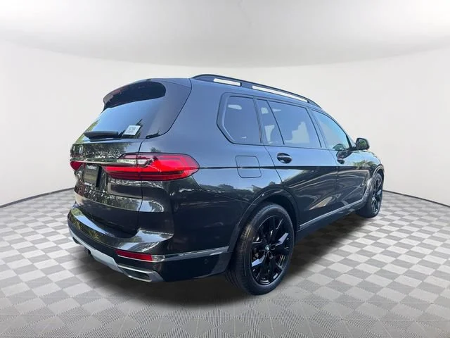 Used 2021 Gray BMW xDrive40i image 5