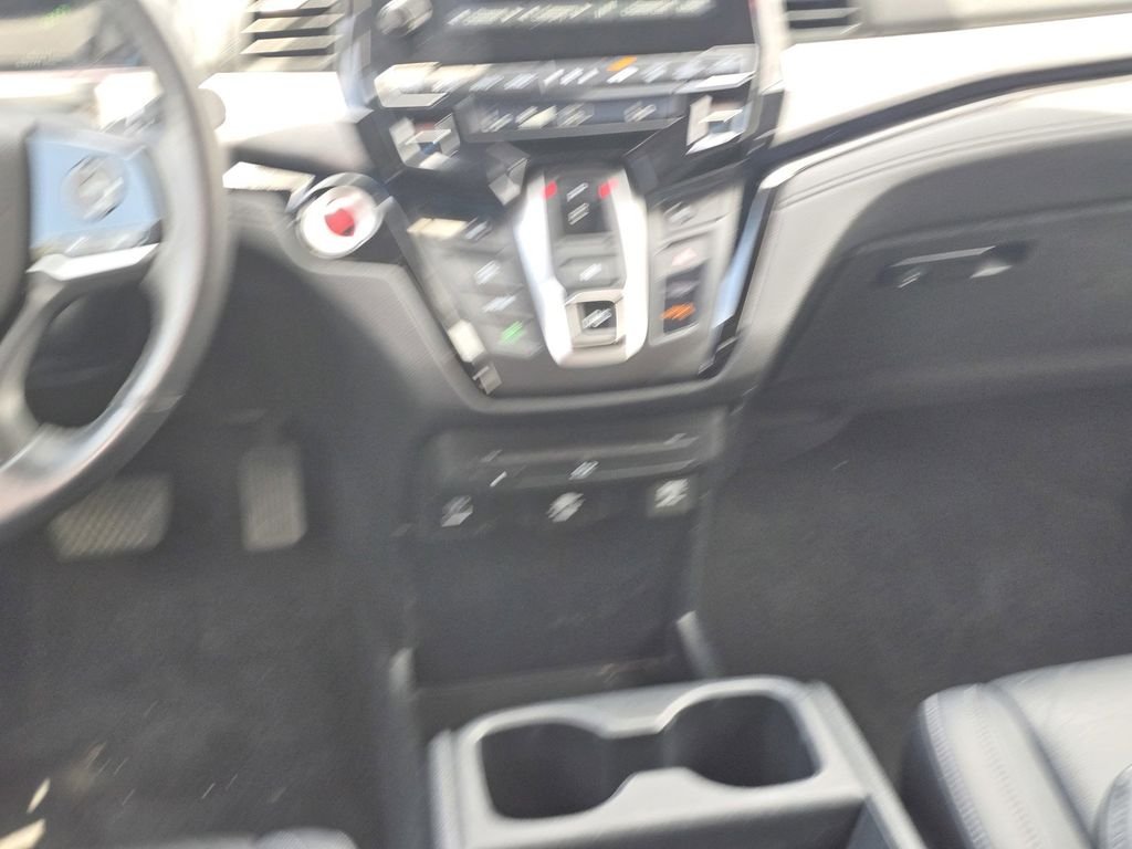 2023 Honda Odyssey Touring - Photo 17