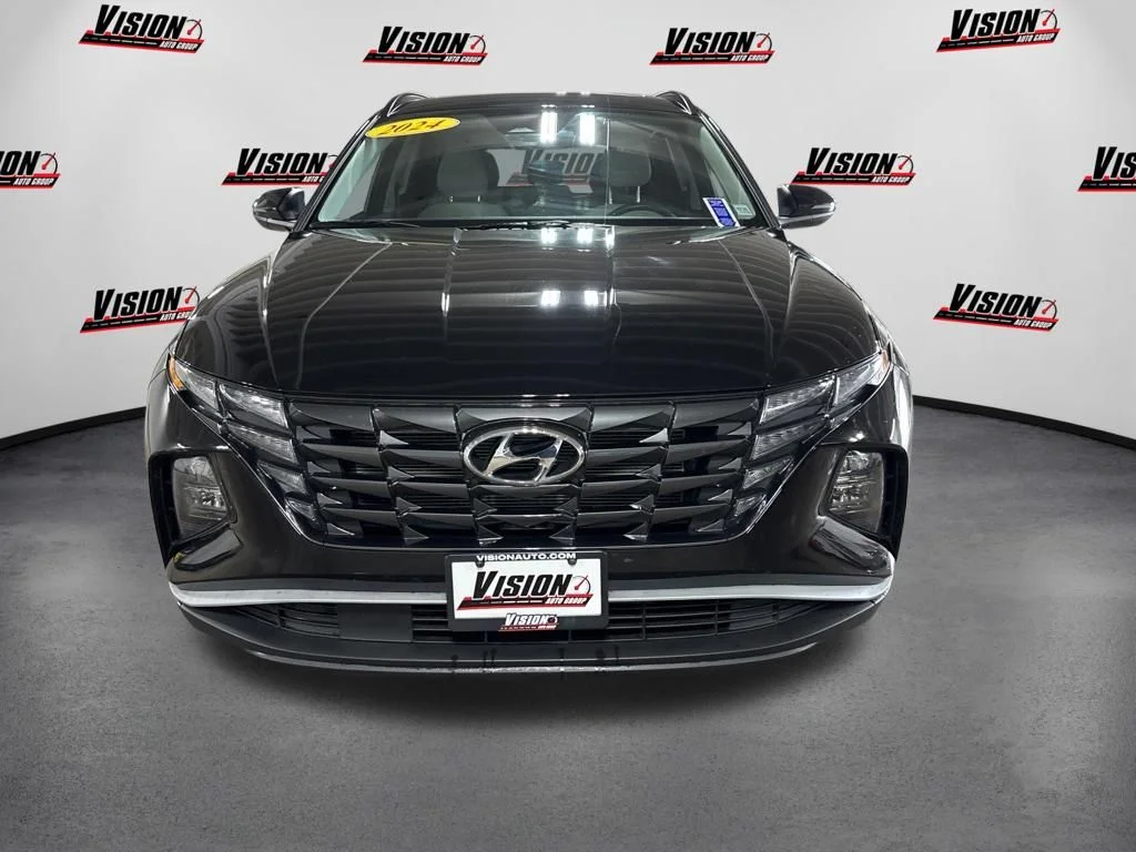 Certified Used 2024 Black Hyundai SEL image 2