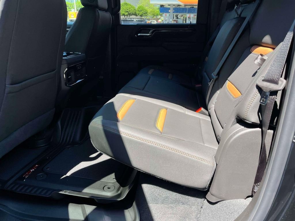2026 GMC Sierra 2500HD AT4 - Photo 17