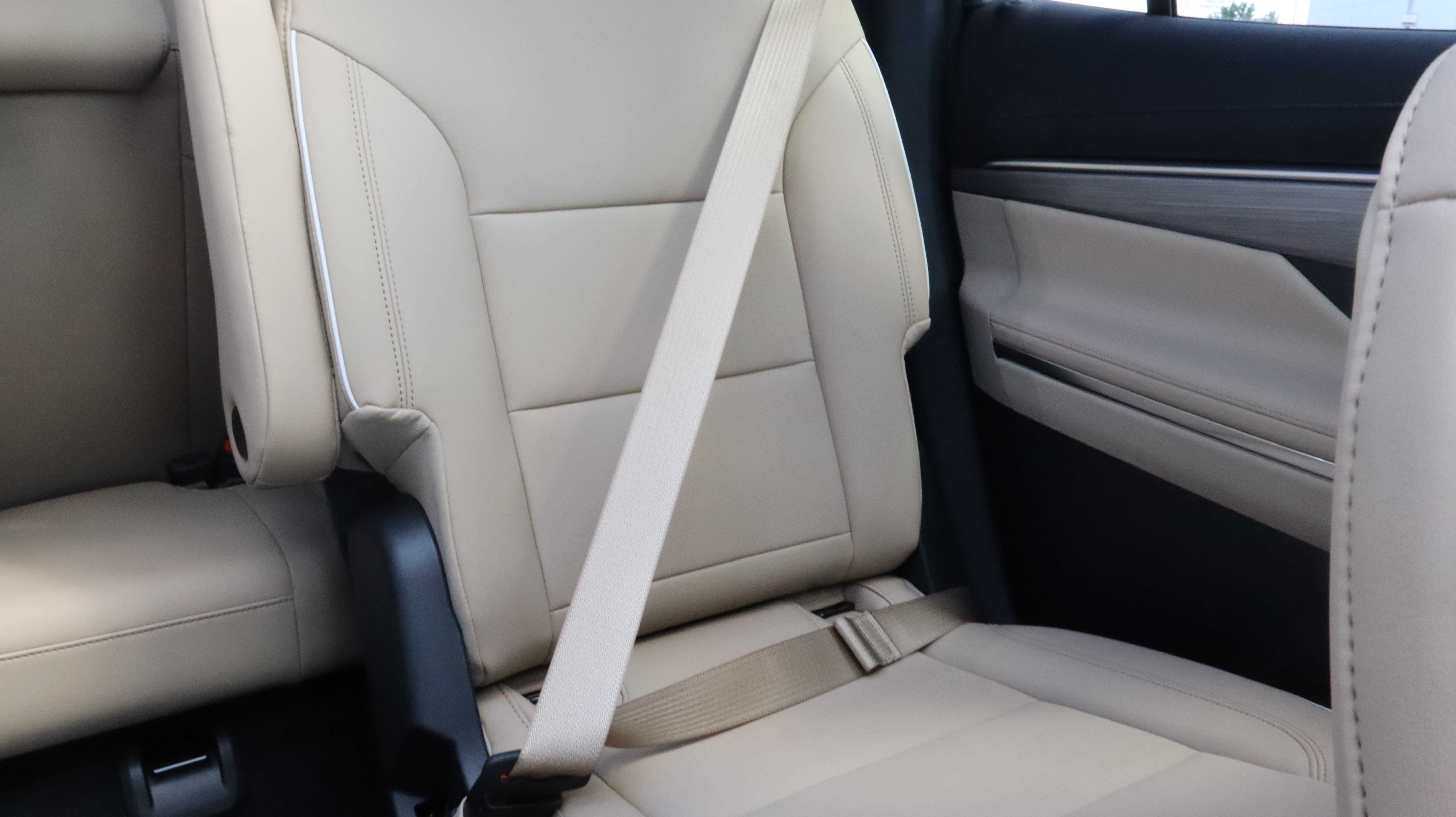 2026 Buick Enclave Preferred - Photo 9