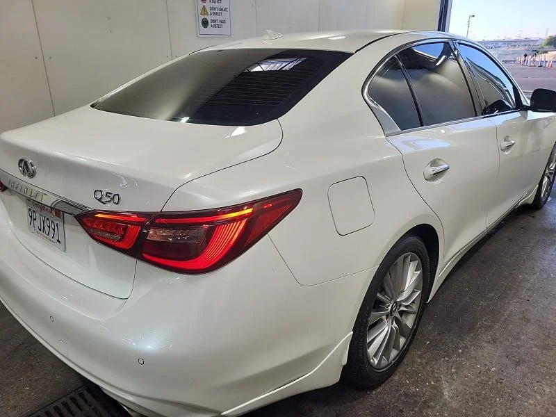 Used 2024 Majestic White INFINITI LUXE image 5