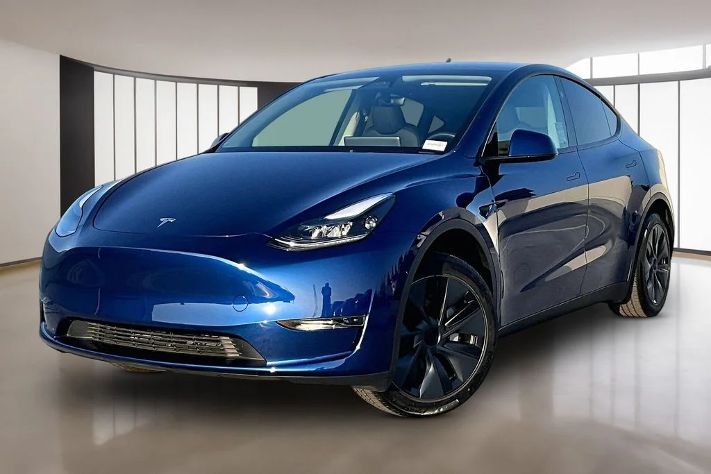 2024 Tesla Model Y Long Range Rear Wheel Drive's photo