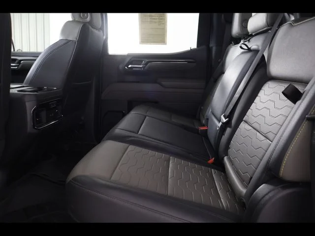 Used 2022 White Chevrolet ZR2 image 9