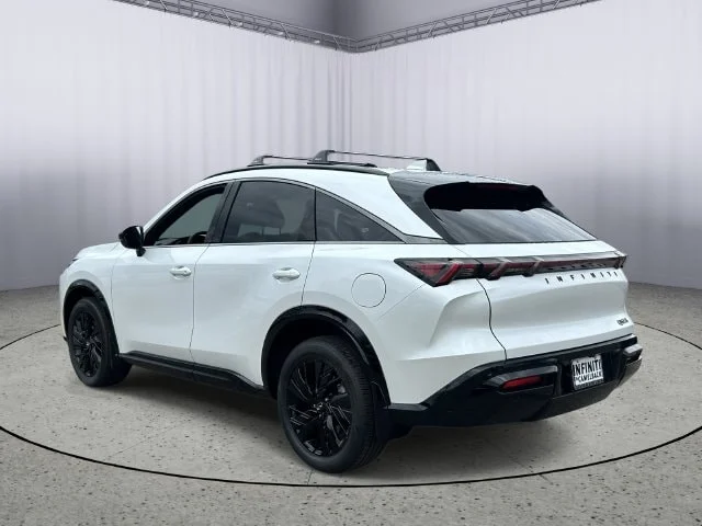 New 2027 RADIANT WHITE INFINITI Sport AWD image 7