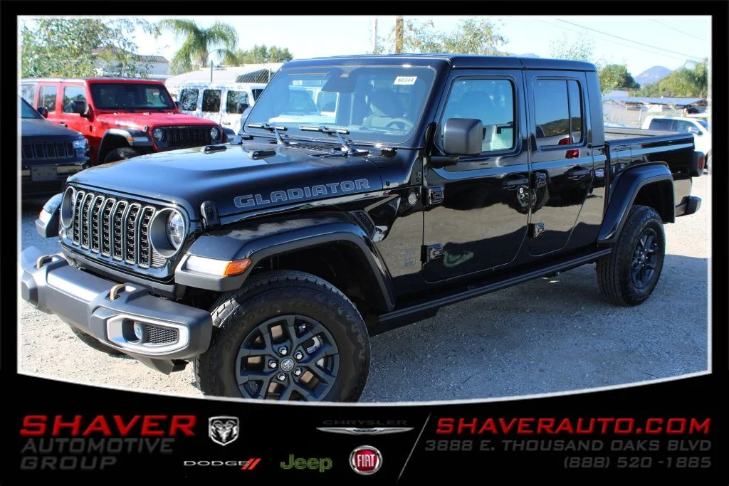 2026 Jeep Gladiator 85th Anniversary Edition Auto's photo