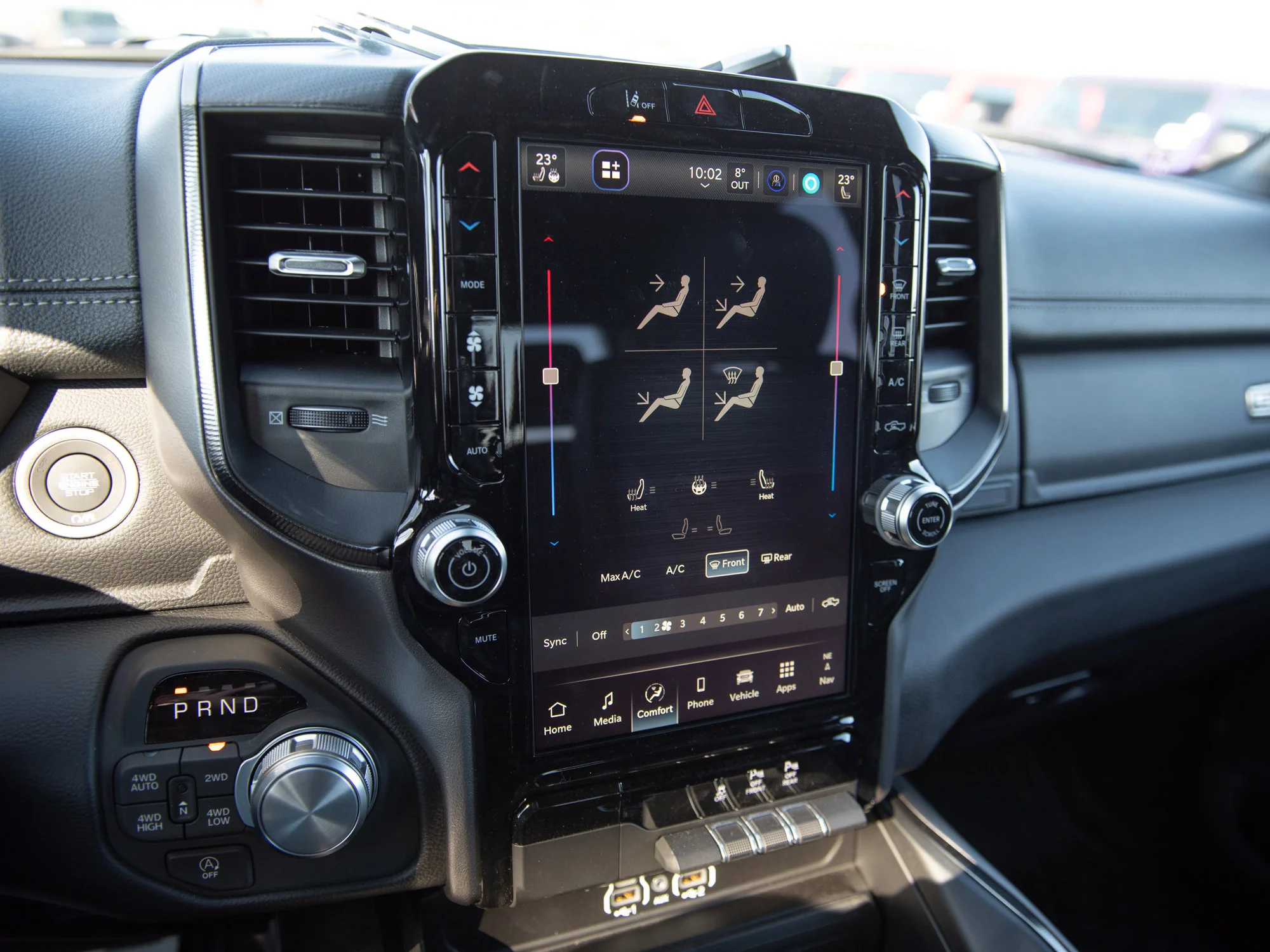 New 2026 Black RAM Sport* image 15