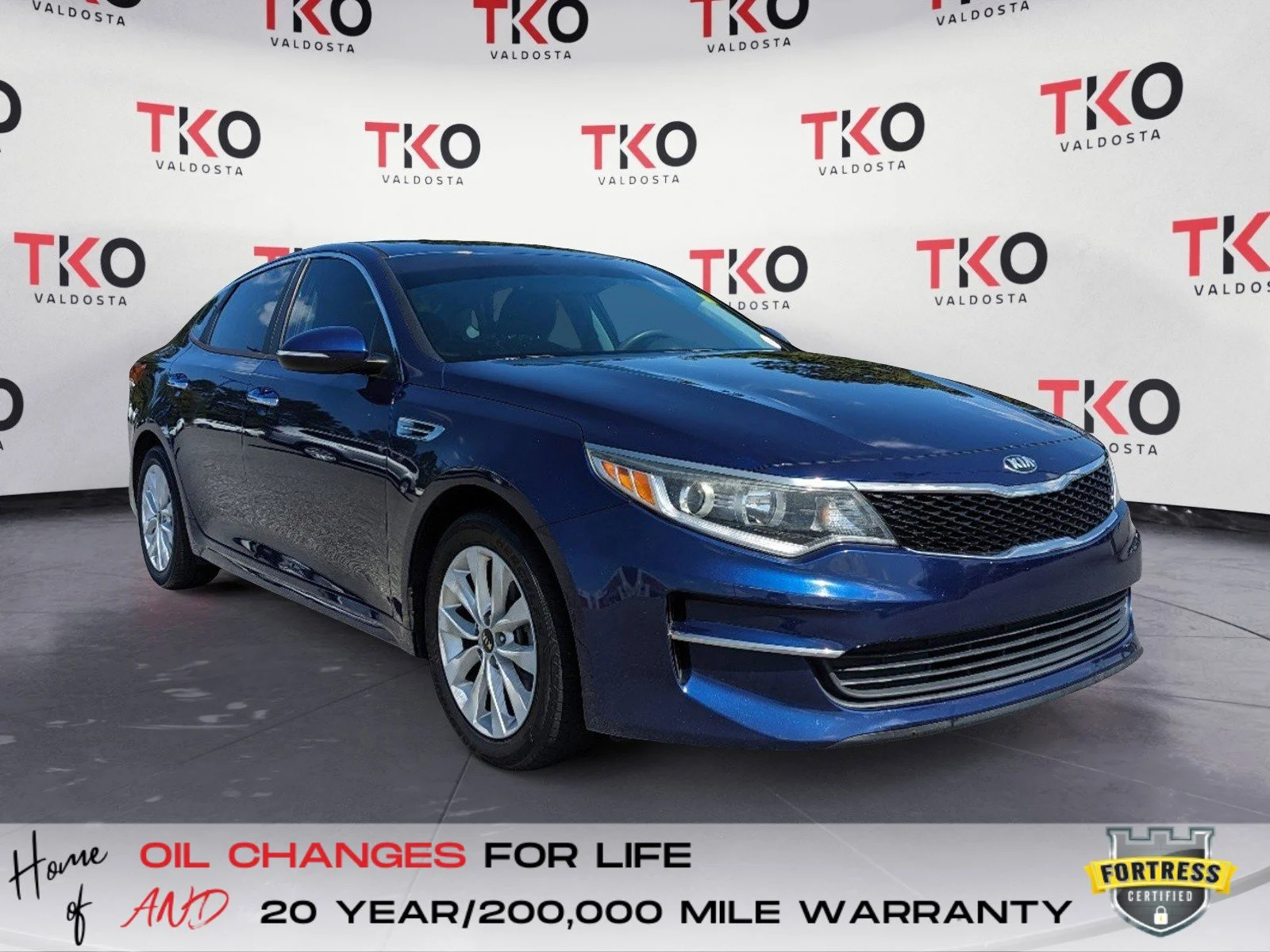 2017 Kia Optima LX AT's photo