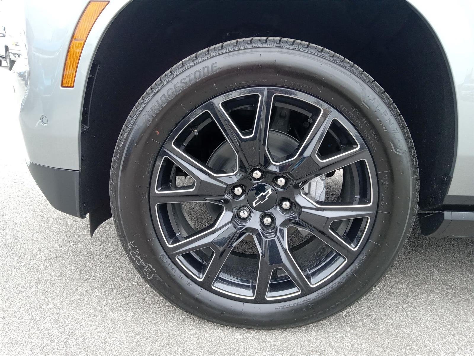 2026 Chevrolet Suburban High Country - Photo 27