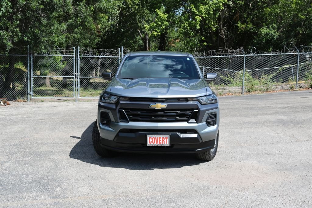 Used 2024 Gray Chevrolet LT image 8