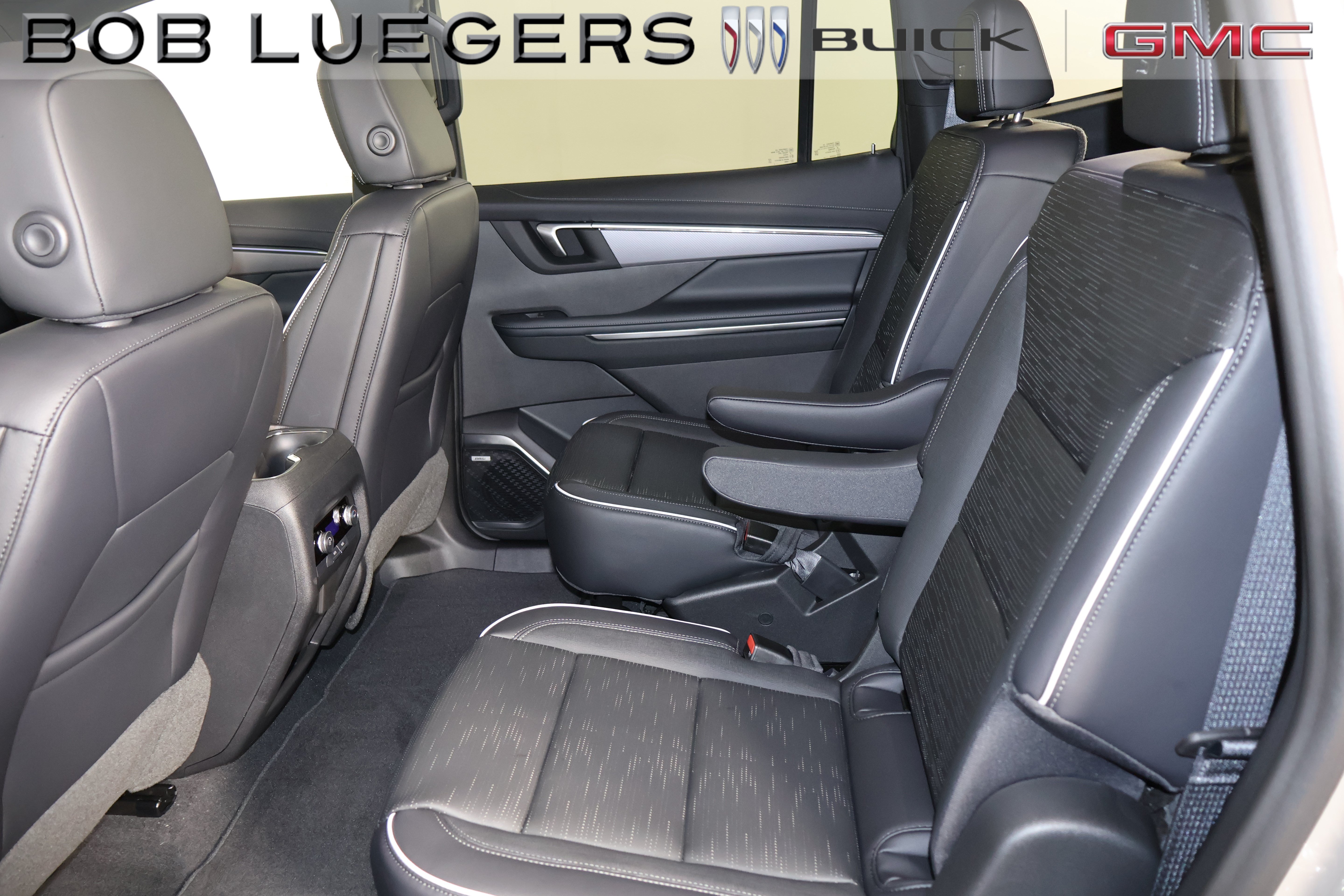 2026 Buick Enclave Sport Touring - Photo 11