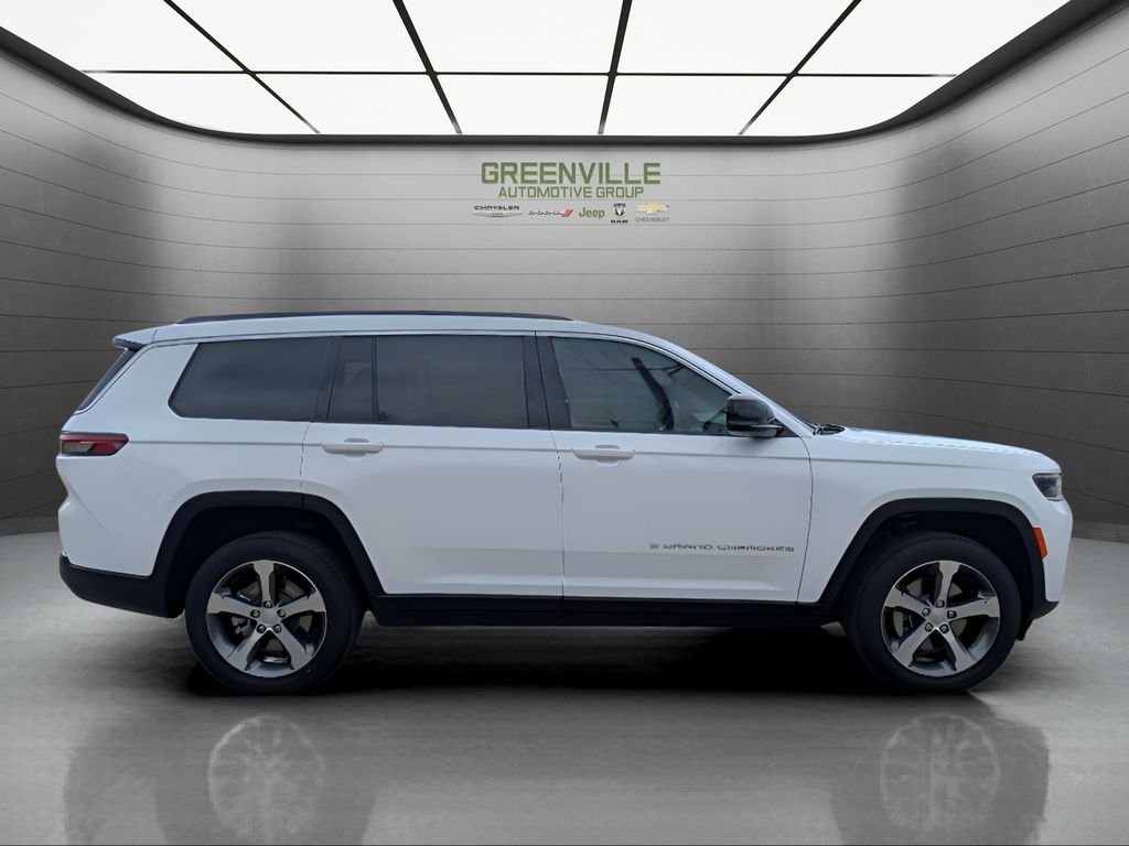 New 2026 Bright White Clear-Coat Exterior Paint Jeep Limited image 9