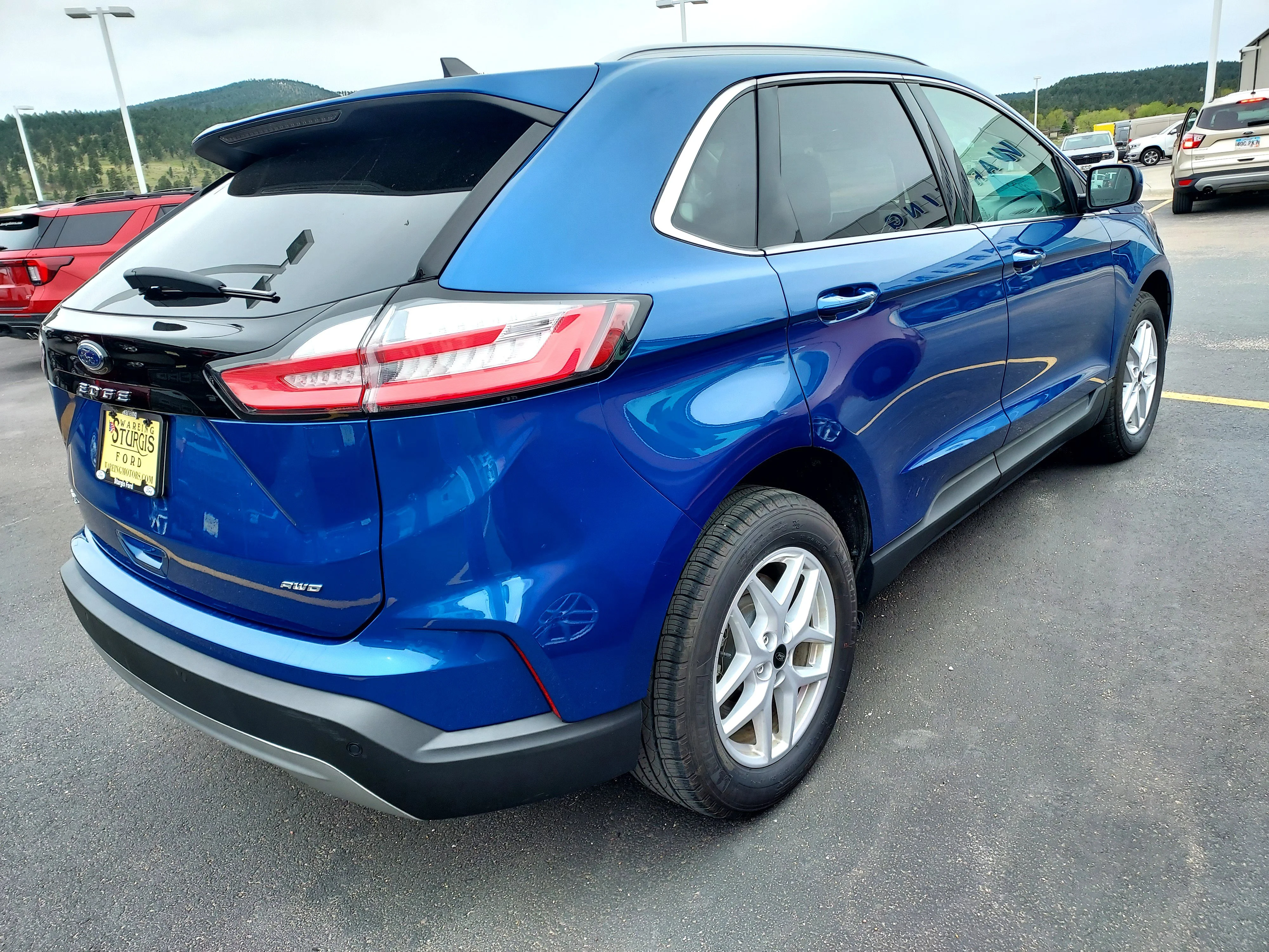 Used 2024 Blue Ford SEL image 9
