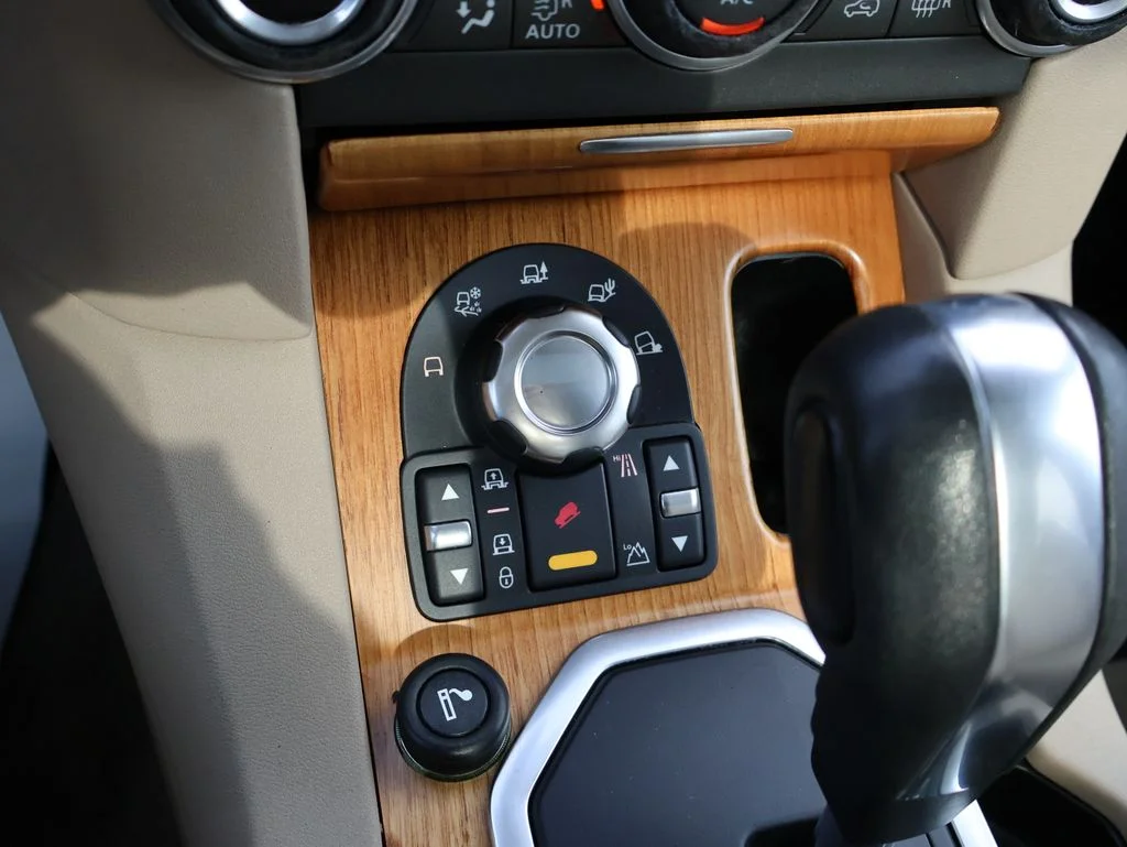 Used 2012  Land Rover HSE image 29