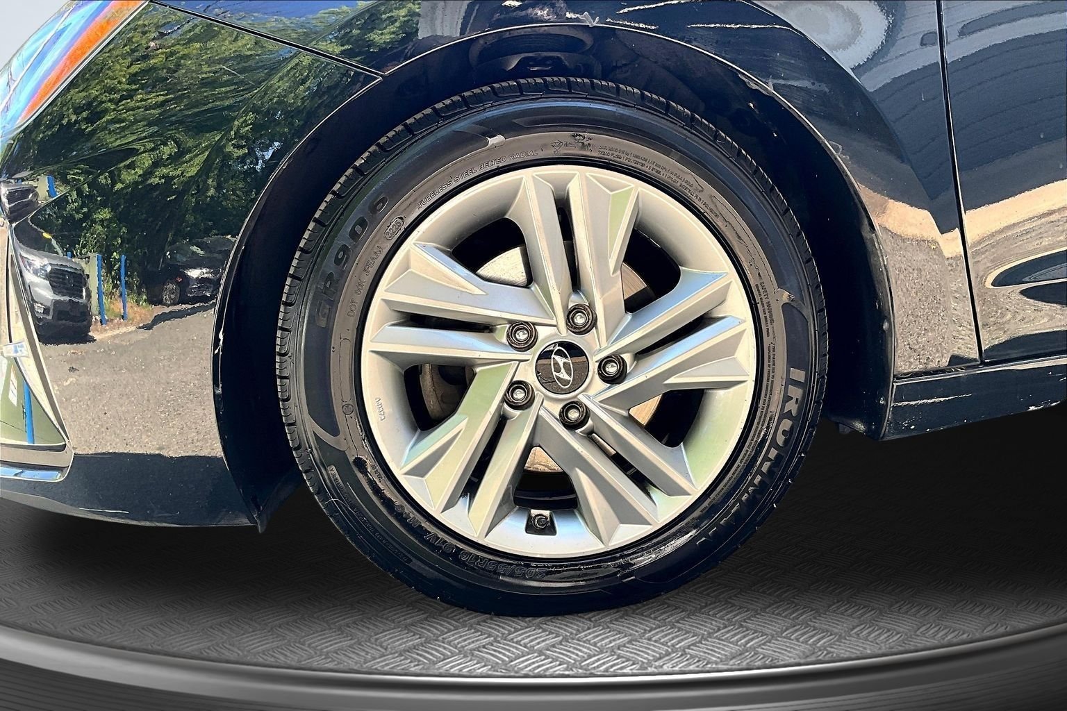 Used 2020 Black Hyundai Value Edition image 30