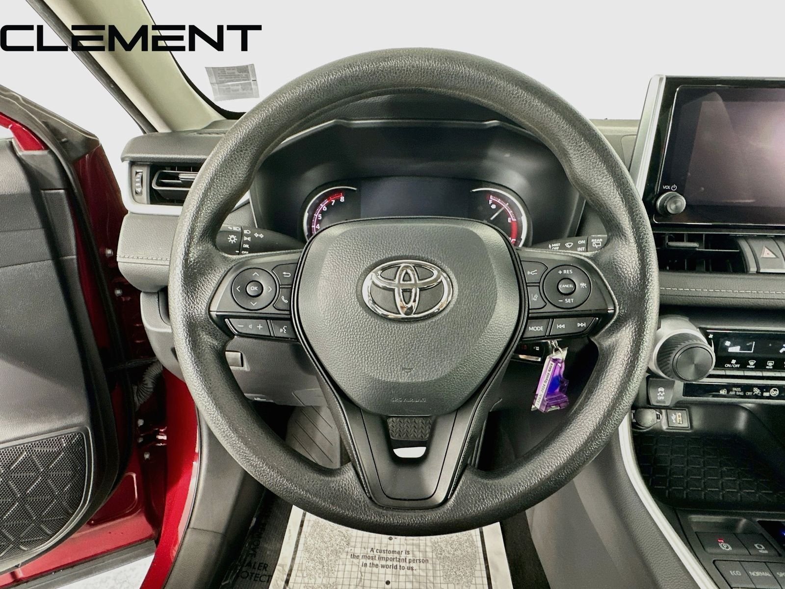 2024 Toyota RAV4 LE - Photo 14
